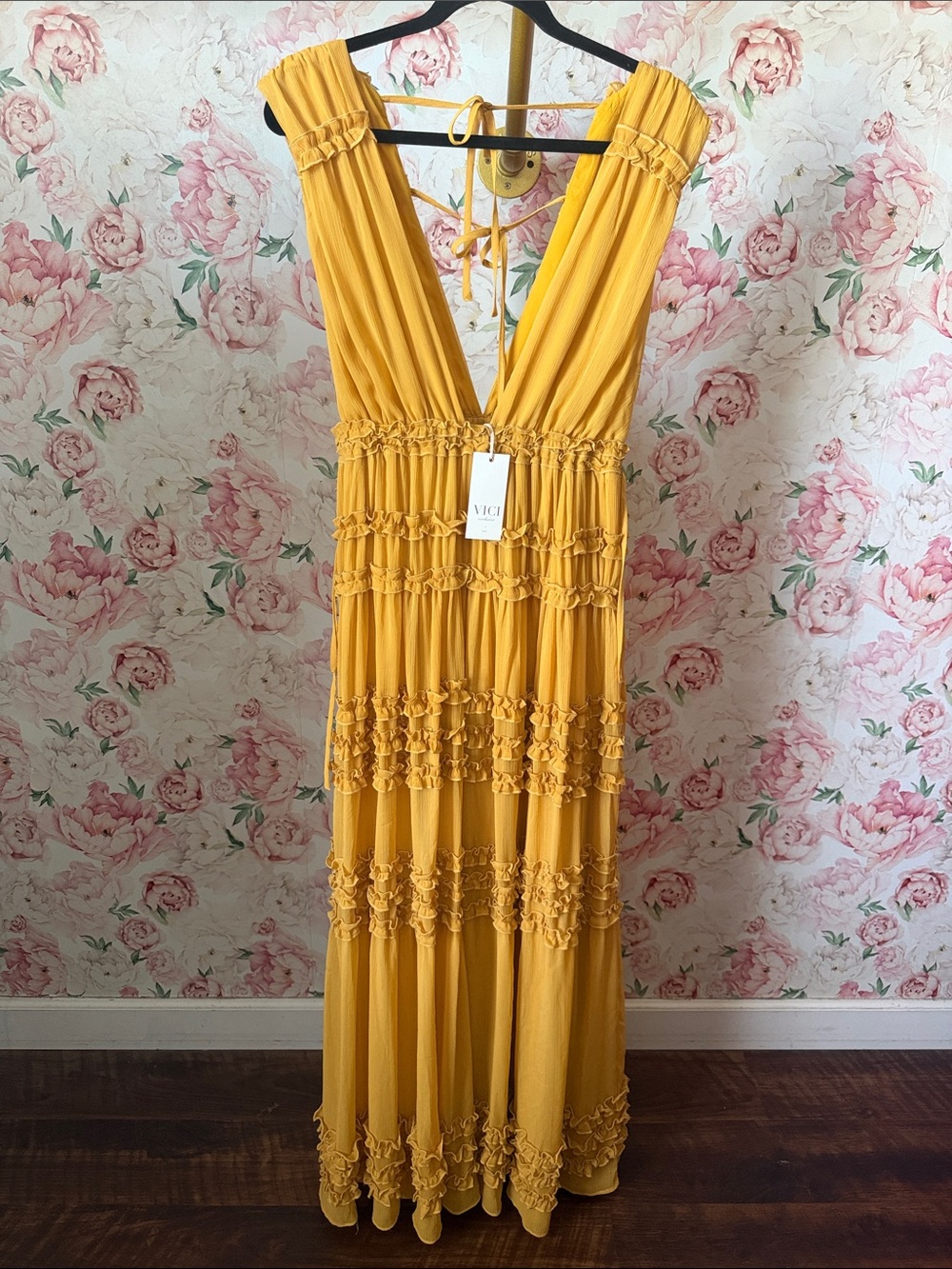 NWT Vici Collection Exclusive X Fate Golden Yellow Tiered Maxi Dress Women’s M
